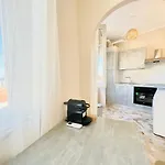 Astraldi - A 2 Minuti Dall'ariston *