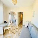 شقة Astraldi - A 2 Minuti Dall'ariston سانريمو