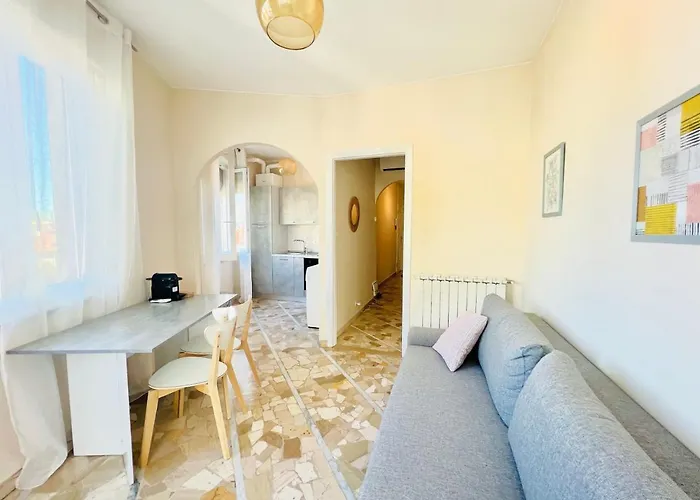 Appartamento [suite Astraldi]✩✩✩✩✩ Centralissimo, 4 Persone Sanremo