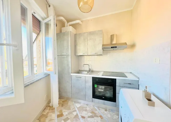 [suite Astraldi]✩✩✩✩✩ Centralissimo, 4 Persone Appartamento Sanremo